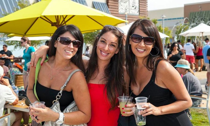 Summer Gets Hotter at the 2015 Tequila and Taco Music Festival