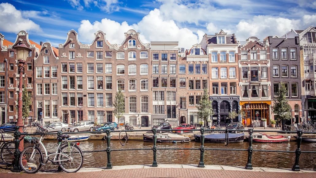 Why Spending Money on Experiences Can Make You a More Generous Person